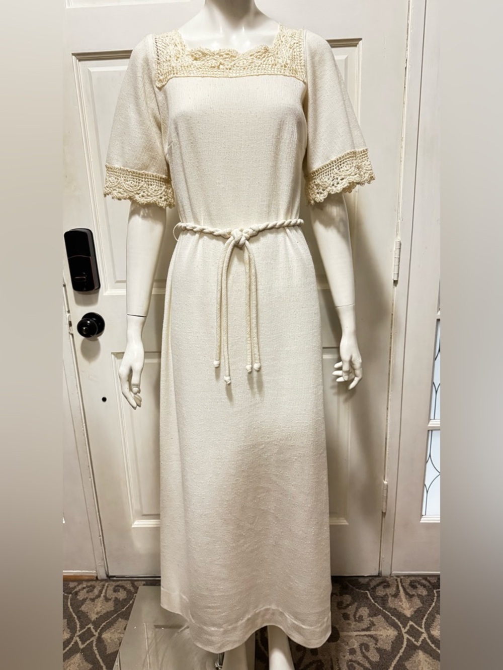 Butte Knit Vintage Ivory Wedding Dress S-M Short Sleeve Lace Square Neck 70s 60s